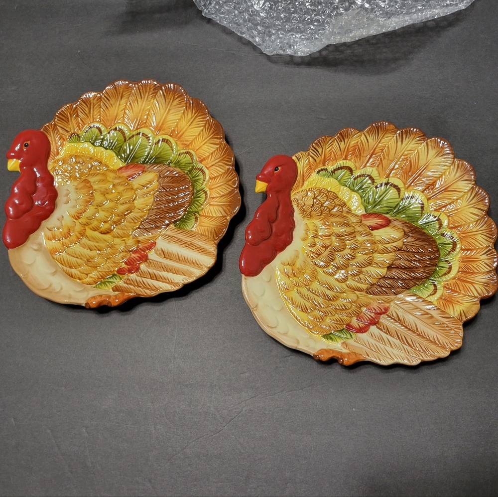 PIER 1 Set of 2 Fall Thanksgiving Turkey Day ceramic holiday plates, 8"